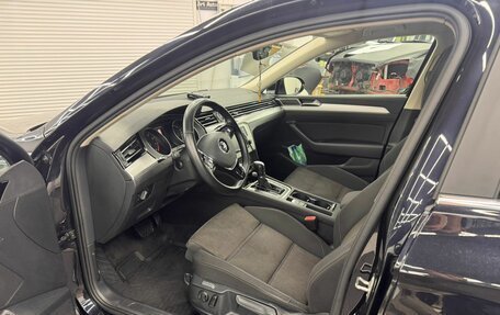 Volkswagen Passat B8 рестайлинг, 2017 год, 1 900 000 рублей, 12 фотография