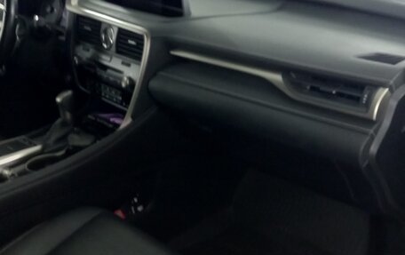 Lexus RX IV рестайлинг, 2021 год, 6 200 000 рублей, 9 фотография