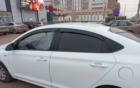 Hyundai Solaris II рестайлинг, 2017 год, 999 000 рублей, 5 фотография