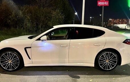 Porsche Panamera II рестайлинг, 2012 год, 2 440 000 рублей, 11 фотография