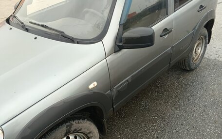 Chevrolet Niva I рестайлинг, 2014 год, 570 000 рублей, 2 фотография