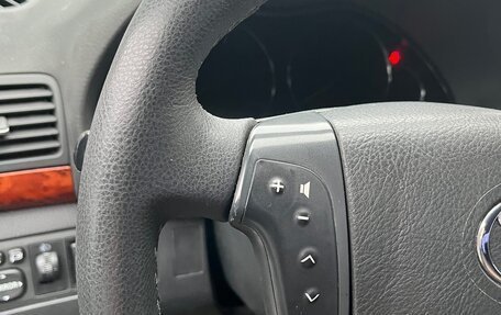 Toyota Avensis III рестайлинг, 2003 год, 425 000 рублей, 10 фотография