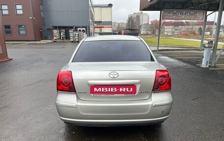 Toyota Avensis III рестайлинг, 2003 год, 425 000 рублей, 8 фотография