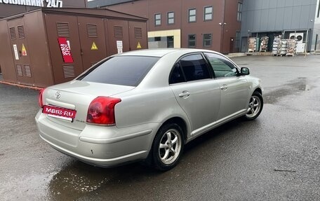 Toyota Avensis III рестайлинг, 2003 год, 425 000 рублей, 3 фотография