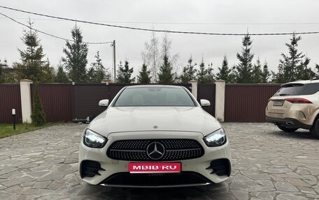 Mercedes-Benz E-Класс, 2021 год, 5 550 000 рублей, 1 фотография