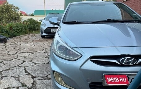 Hyundai Solaris II рестайлинг, 2013 год, 540 000 рублей, 3 фотография