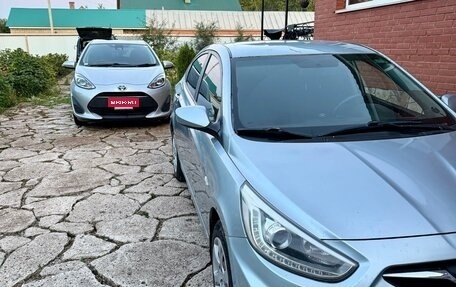 Hyundai Solaris II рестайлинг, 2013 год, 540 000 рублей, 2 фотография