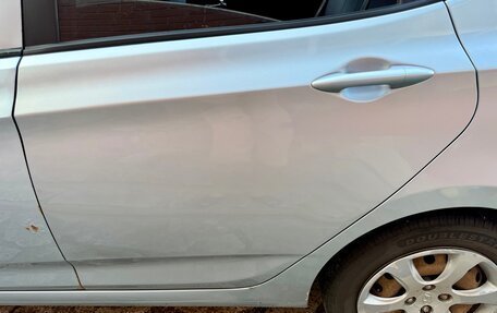 Hyundai Solaris II рестайлинг, 2013 год, 540 000 рублей, 10 фотография