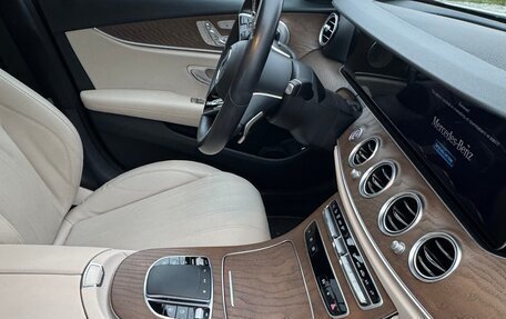 Mercedes-Benz E-Класс, 2021 год, 5 550 000 рублей, 12 фотография