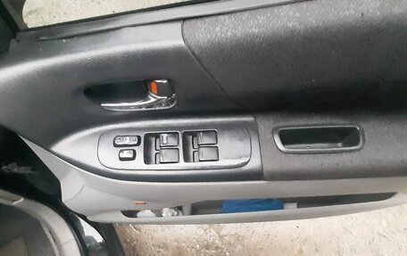 Toyota Opa I рестайлинг, 2000 год, 600 000 рублей, 17 фотография