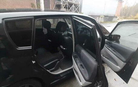 Toyota Opa I рестайлинг, 2000 год, 600 000 рублей, 21 фотография