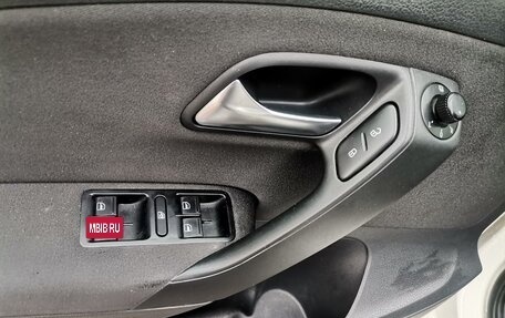 Volkswagen Polo VI (EU Market), 2011 год, 530 000 рублей, 15 фотография