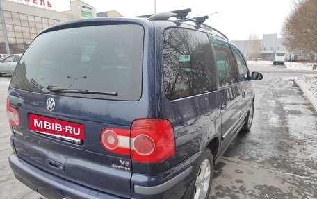 Volkswagen Sharan I рестайлинг, 2004 год, 780 000 рублей, 8 фотография