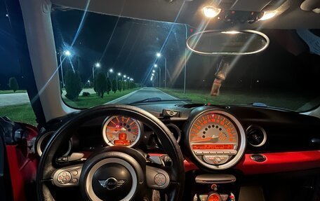 MINI Hatch, 2009 год, 1 050 000 рублей, 10 фотография