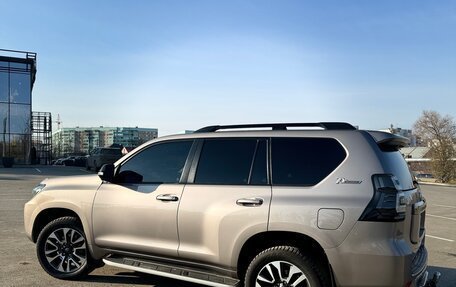 Toyota Land Cruiser Prado 150 рестайлинг 2, 2022 год, 7 150 000 рублей, 21 фотография