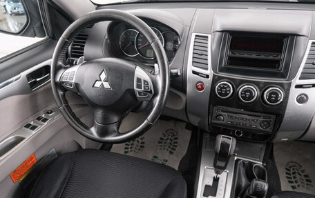 Mitsubishi Pajero Sport II рестайлинг, 2012 год, 1 659 000 рублей, 9 фотография