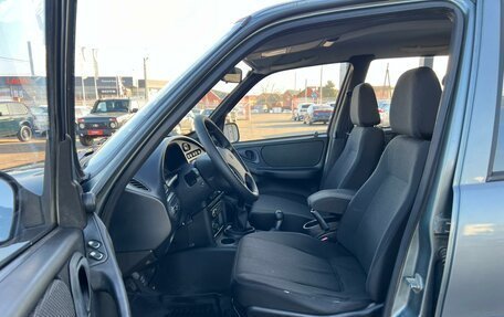 Chevrolet Niva I рестайлинг, 2011 год, 537 900 рублей, 10 фотография