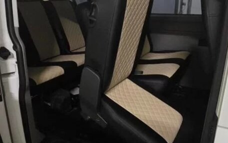 Volkswagen Caravelle T5, 2013 год, 1 900 000 рублей, 6 фотография