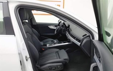 Audi A4, 2021 год, 2 290 457 рублей, 14 фотография