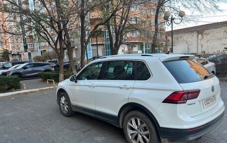 Volkswagen Tiguan II, 2017 год, 2 900 000 рублей, 2 фотография