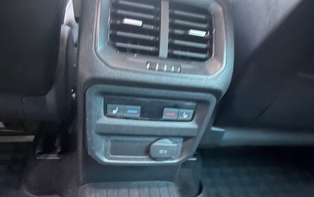 Volkswagen Tiguan II, 2017 год, 2 900 000 рублей, 11 фотография