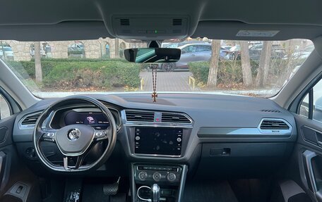 Volkswagen Tiguan II, 2017 год, 2 900 000 рублей, 12 фотография