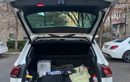 Volkswagen Tiguan II, 2017 год, 2 900 000 рублей, 4 фотография