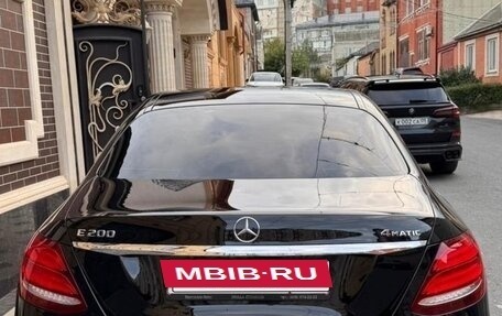 Mercedes-Benz E-Класс, 2018 год, 3 250 000 рублей, 5 фотография