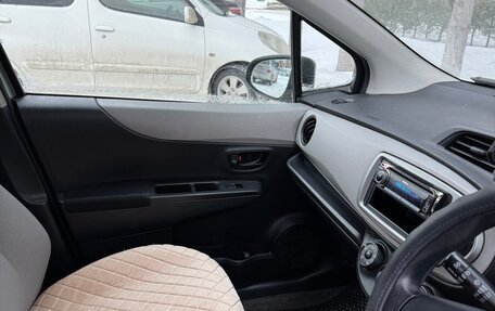 Toyota Vitz, 2011 год, 700 000 рублей, 10 фотография