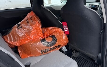 Toyota Vitz, 2011 год, 700 000 рублей, 12 фотография