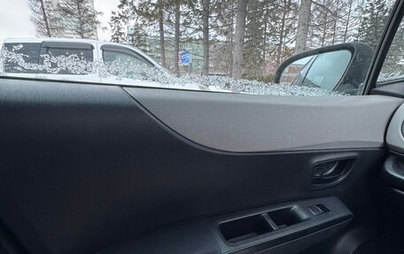 Toyota Vitz, 2011 год, 700 000 рублей, 22 фотография