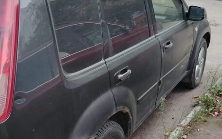 Nissan X-Trail, 2004 год, 650 000 рублей, 5 фотография