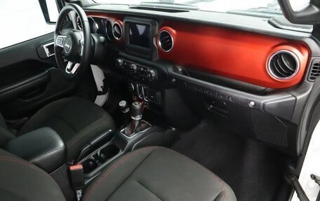 Jeep Wrangler, 2021 год, 5 300 000 рублей, 17 фотография