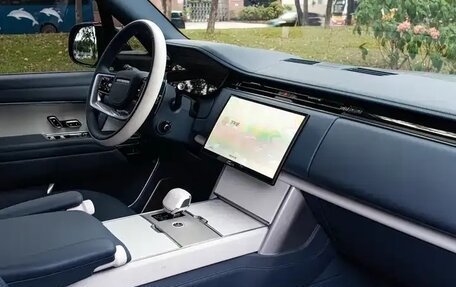 Land Rover Range Rover IV рестайлинг, 2025 год, 20 887 852 рублей, 21 фотография