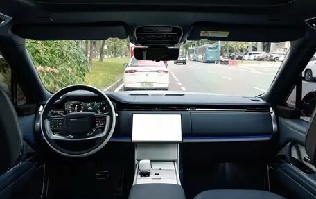 Land Rover Range Rover IV рестайлинг, 2025 год, 20 887 852 рублей, 26 фотография