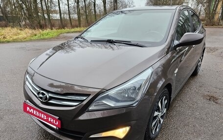 Hyundai Solaris II рестайлинг, 2015 год, 970 000 рублей, 6 фотография