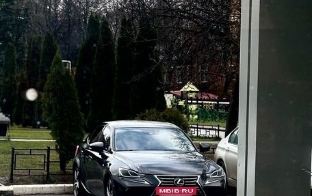 Lexus IS III, 2017 год, 2 600 000 рублей, 8 фотография