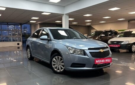 Chevrolet Cruze II, 2010 год, 745 000 рублей, 5 фотография