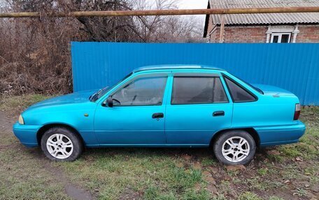 Daewoo Nexia I рестайлинг, 2000 год, 150 000 рублей, 3 фотография