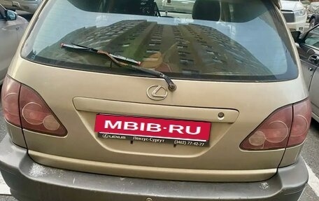 Lexus RX IV рестайлинг, 2000 год, 730 000 рублей, 3 фотография