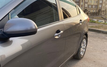 KIA Rio III рестайлинг, 2014 год, 925 000 рублей, 17 фотография