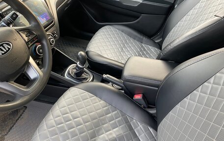 KIA Rio III рестайлинг, 2014 год, 925 000 рублей, 35 фотография