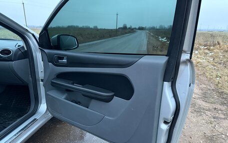 Ford Focus II рестайлинг, 2008 год, 305 000 рублей, 19 фотография