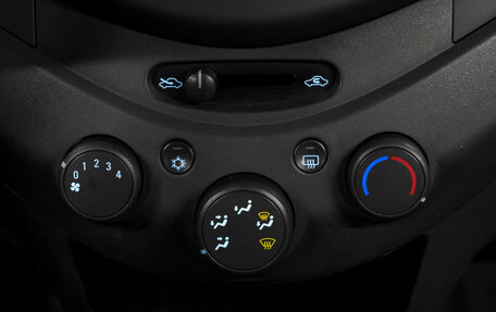 Chevrolet Spark III, 2013 год, 669 000 рублей, 21 фотография