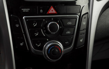 Hyundai i30 II рестайлинг, 2015 год, 1 269 000 рублей, 18 фотография