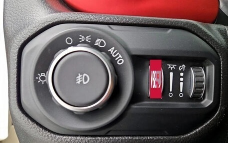 Jeep Wrangler, 2022 год, 6 030 000 рублей, 20 фотография