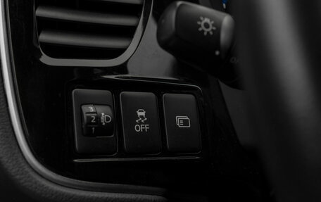 Mitsubishi Outlander III рестайлинг 3, 2021 год, 2 680 000 рублей, 16 фотография