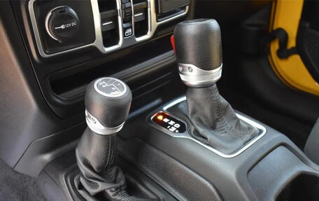 Jeep Wrangler, 2021 год, 4 920 000 рублей, 21 фотография