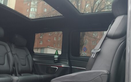 Mercedes-Benz V-Класс, 2019 год, 4 800 000 рублей, 5 фотография