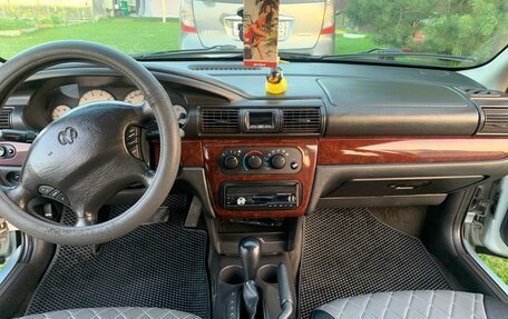 Dodge Stratus II, 2001 год, 280 000 рублей, 8 фотография